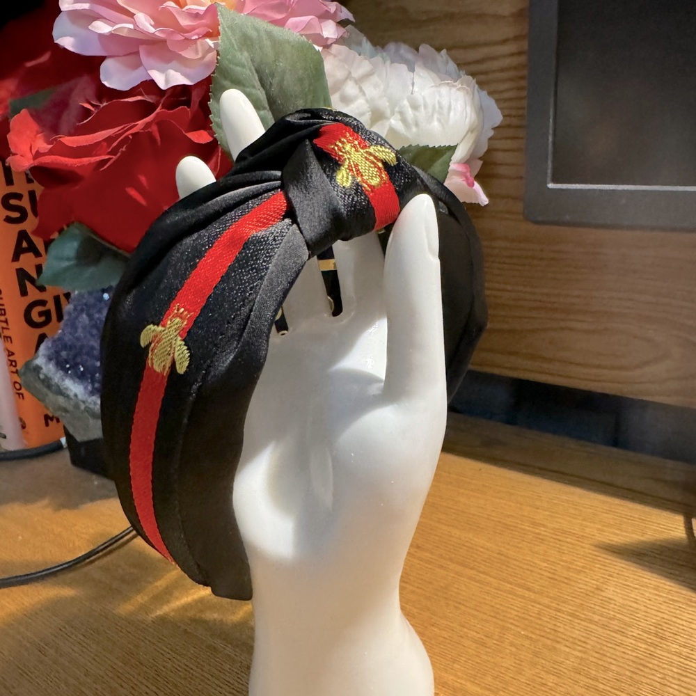 Headband Fashion Bee’s Black NWOT